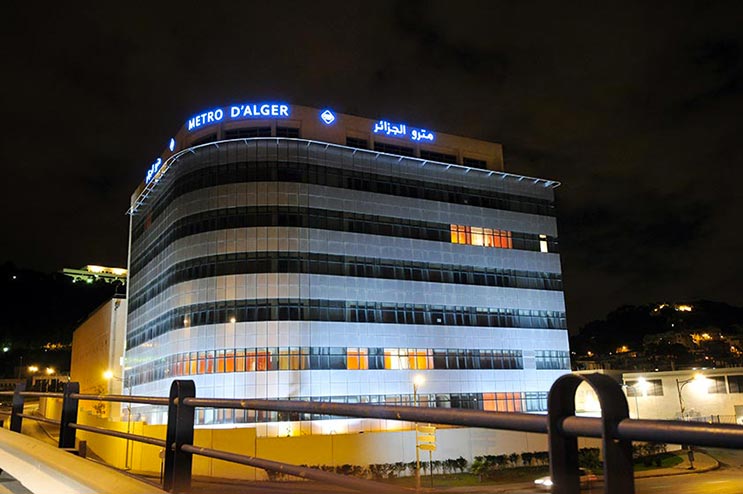 Signalétique du métro d'alger - Enseignes lumineuse